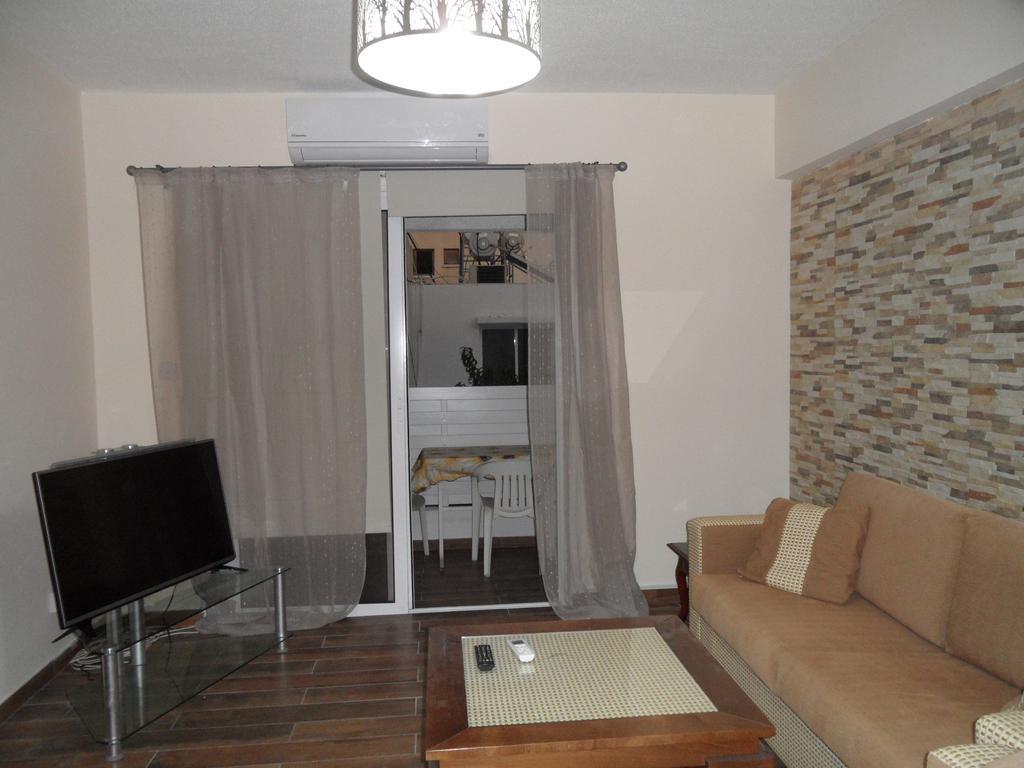 Sunshine Apts, Two Bedroom , Free Internet, No 3 Ayia Napa Eksteriør billede
